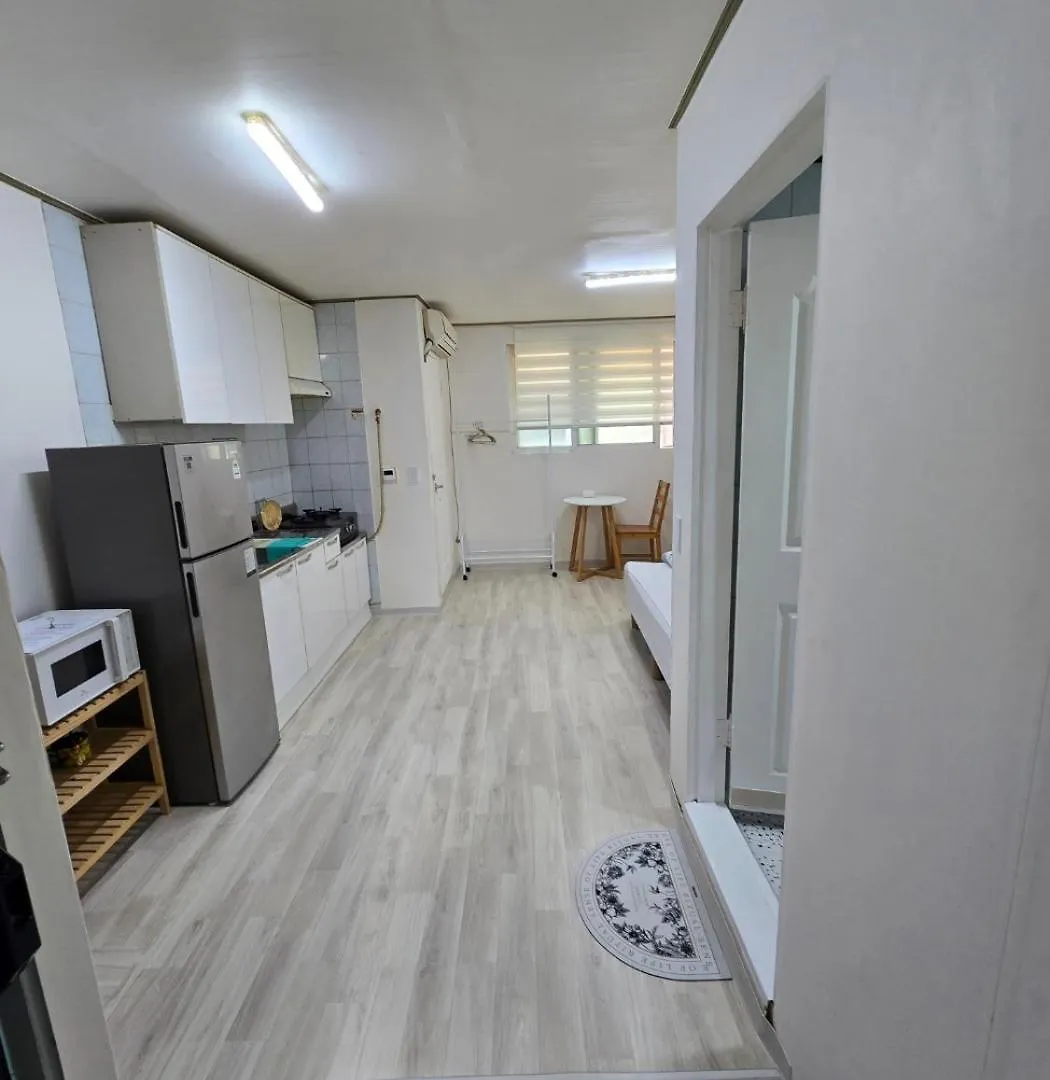 סיאול Bunyoung House 0*,